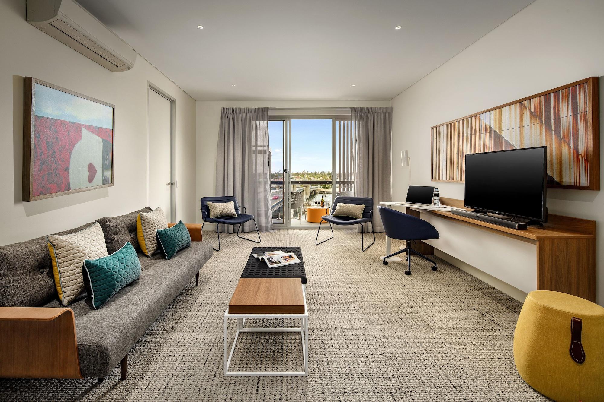 Quest Port Adelaide Aparthotel Екстериор снимка