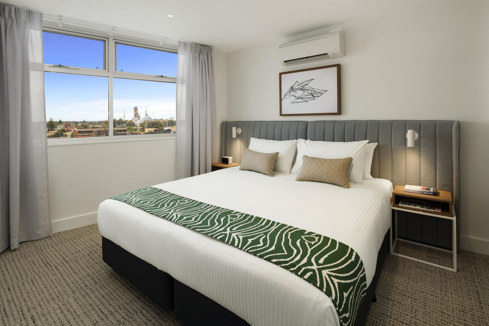 Quest Port Adelaide Aparthotel Екстериор снимка